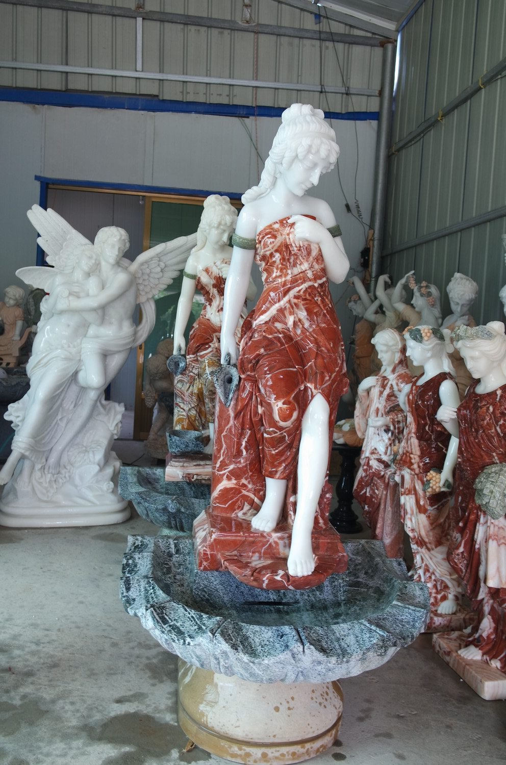 Woman Fountain Red Marble GE18580