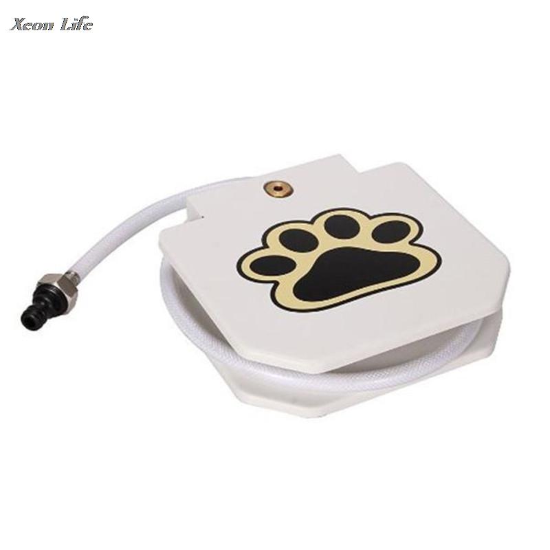 Paw-sensor pet water fountain