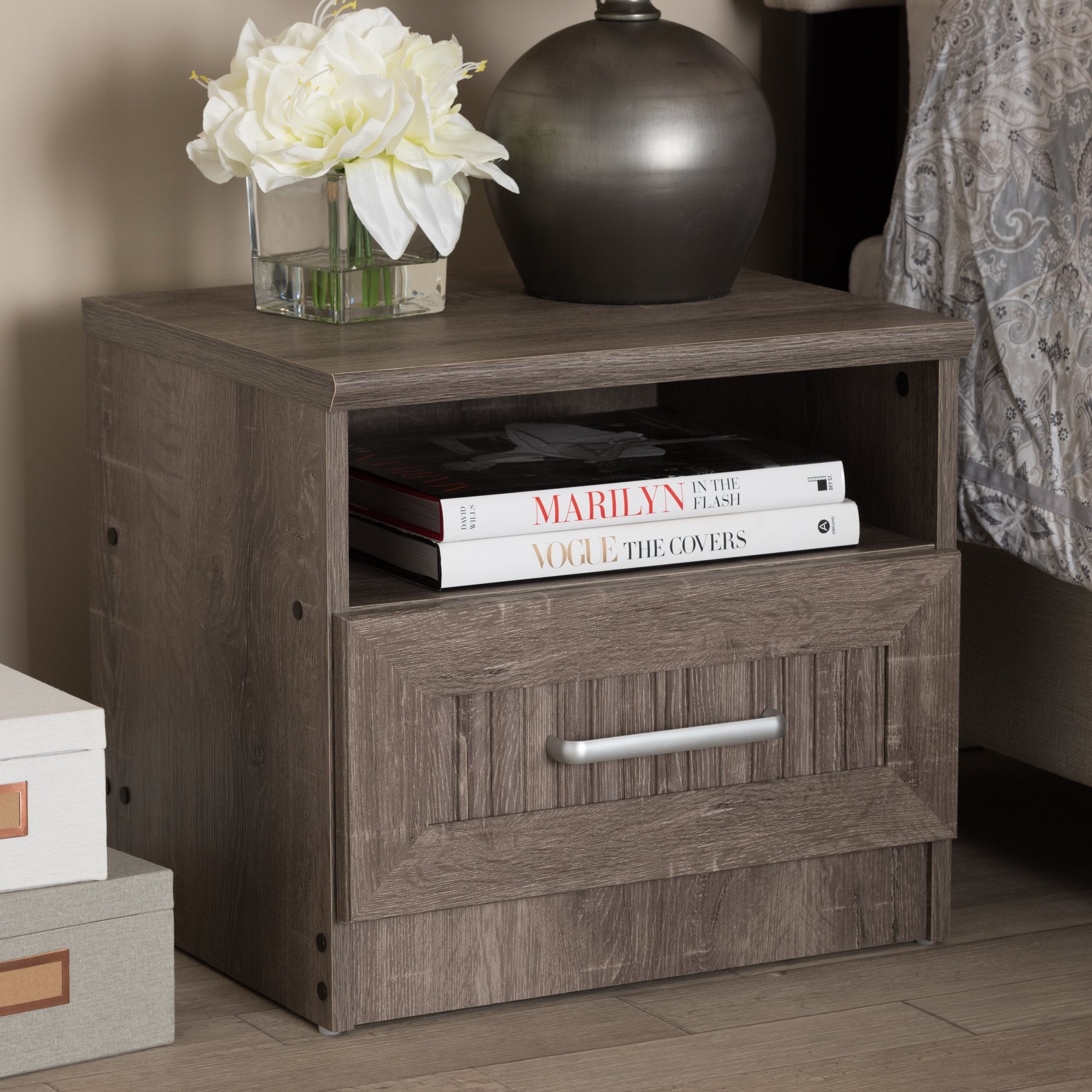 Baxton Studio Gallia Modern and Contemporary Oak Brown Finished 1-Drawer Nightstand