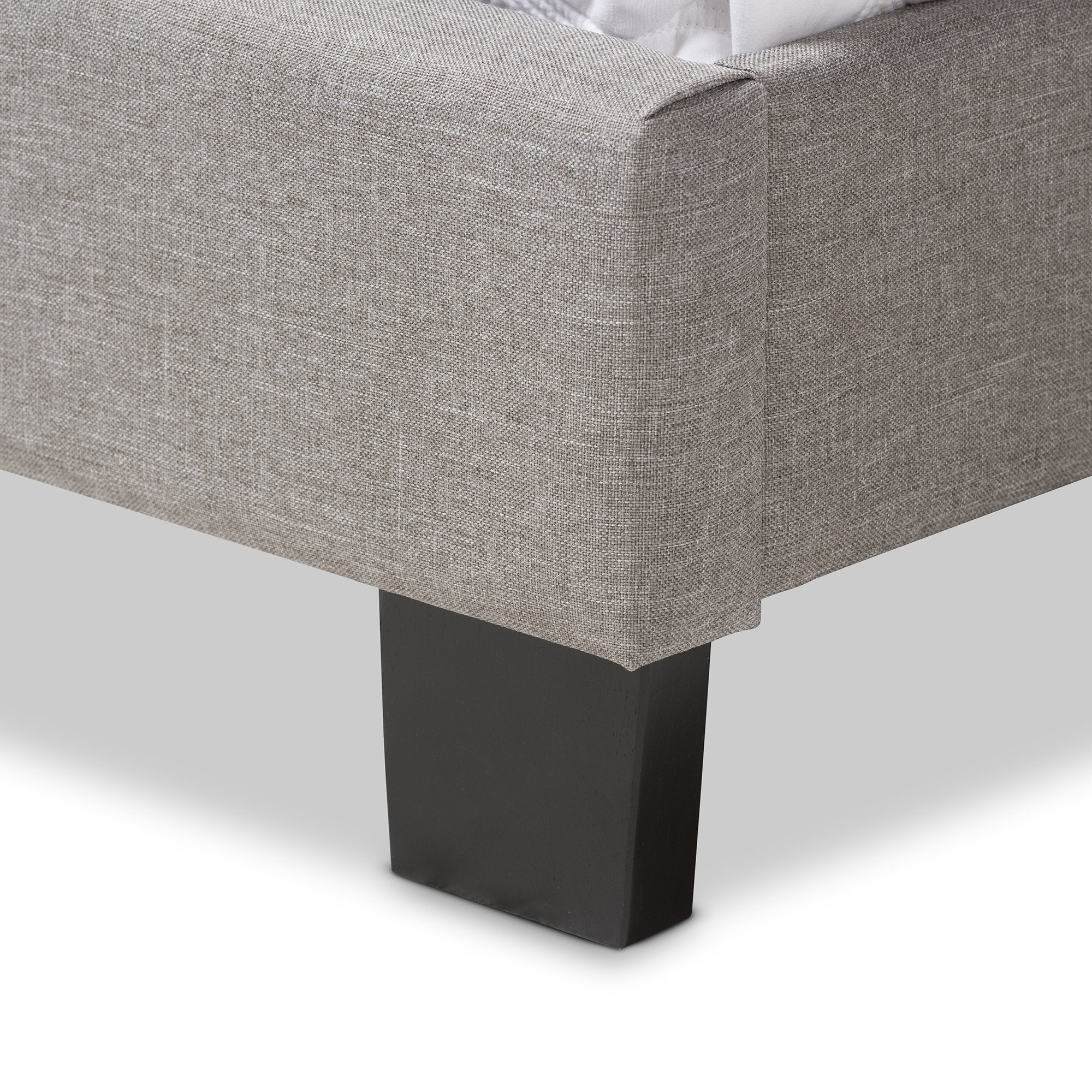 Baxton Studio Willis Modern and Contemporary Light Grey Fabric Upholstered Full Size Bed