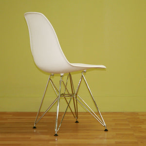 Baxton Studio Azzo White Plastic Mid-Century Modern Side Chair  (Set of 2)