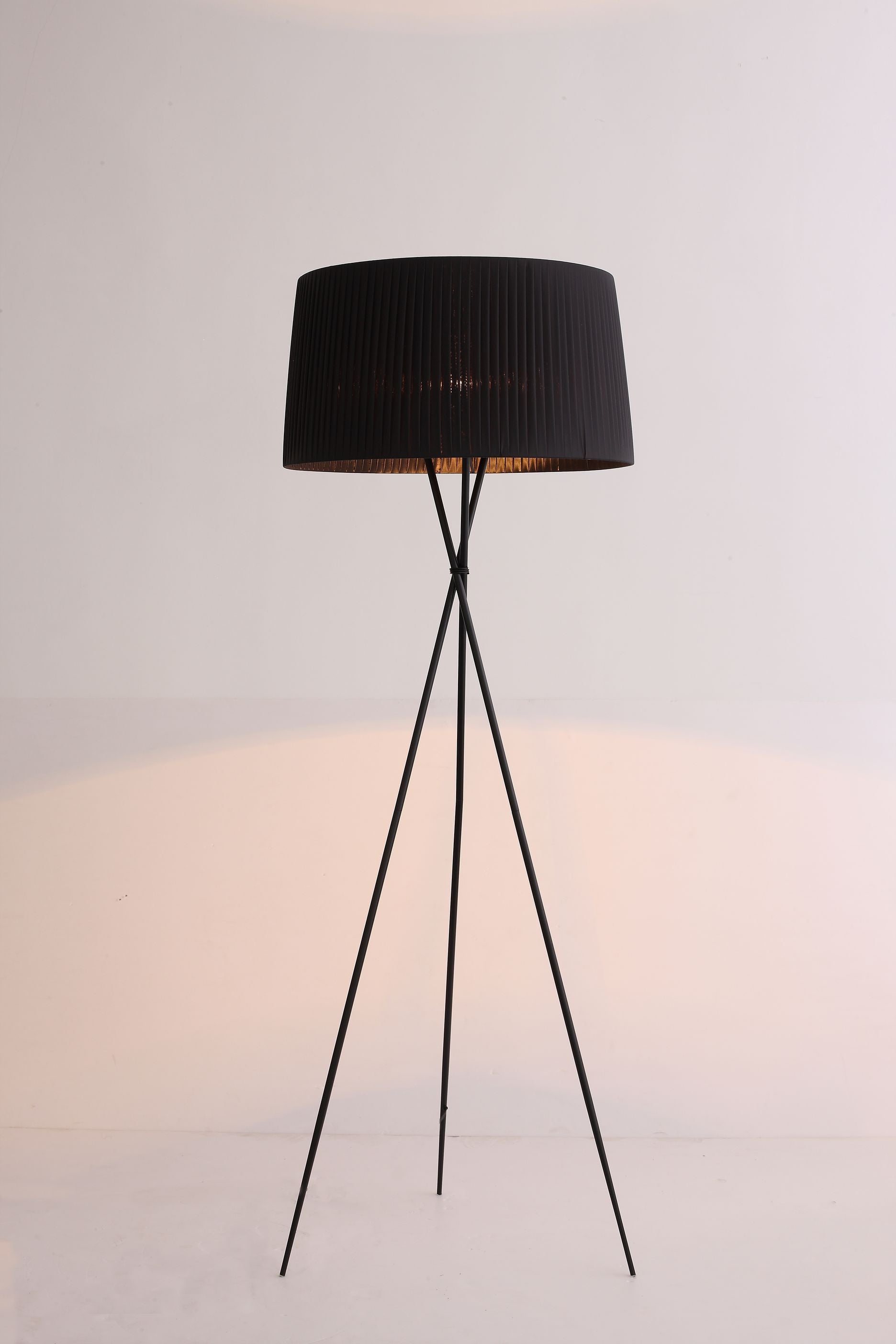 Whiteline Modern Living - Paige Floor Lamp - UNQFurniture