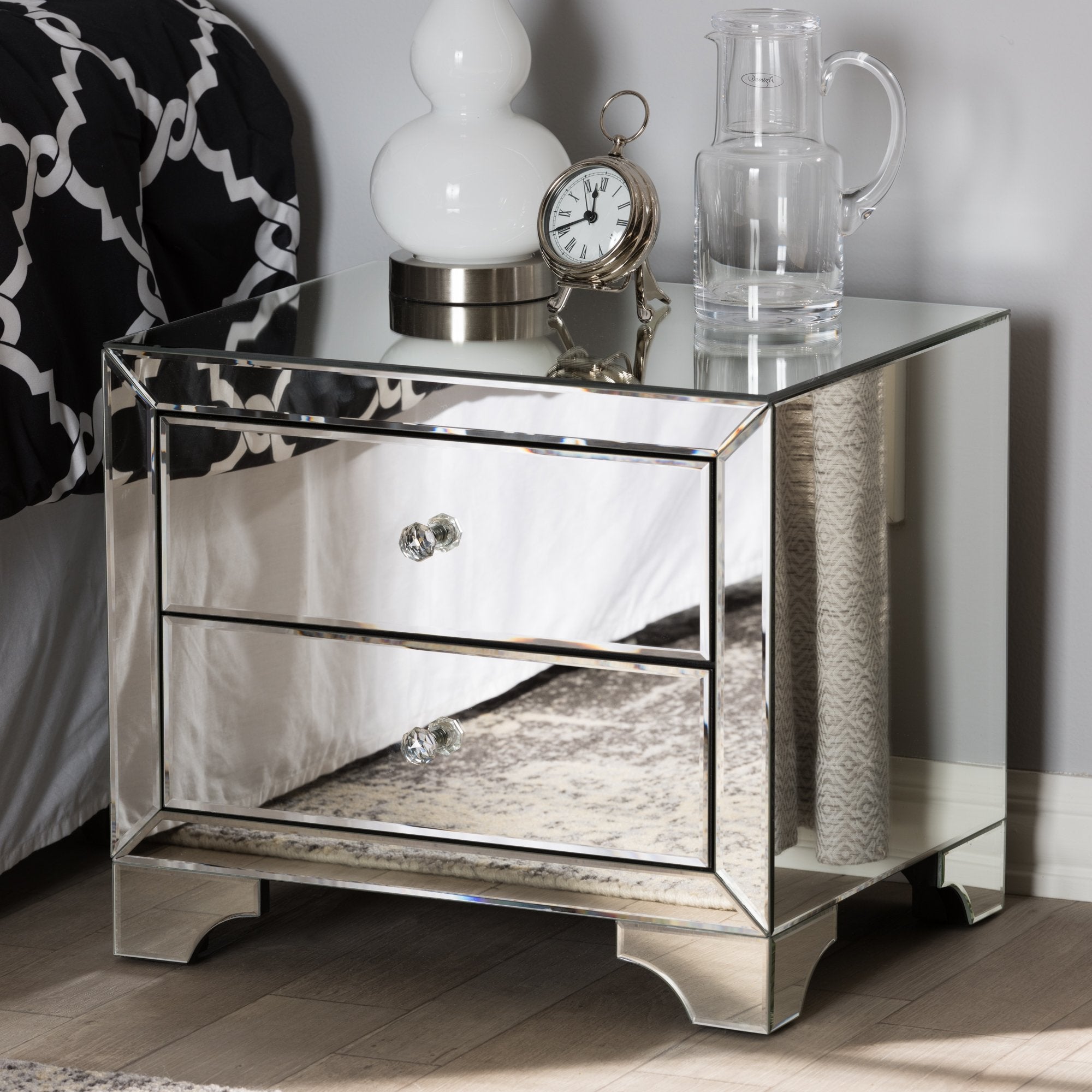 Baxton Studio Farrah Hollywood Regency Glamour Style Mirrored 2-Drawer Nightstand