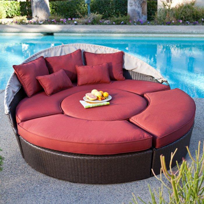 Rendezvous All-Weather Wicker Sectional Daybed