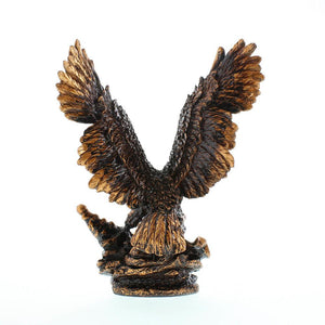 Eagle in Flight Statue - UNQFurniture