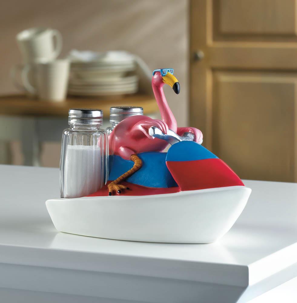 Flamingo Jet Skiing Shakers - UNQFurniture