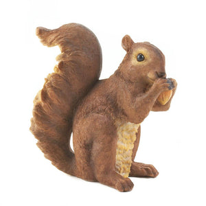 Nibbling Squirrel Garden Statue - UNQFurniture