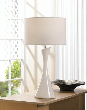 Sleek Modern White Table Lamp - UNQFurniture