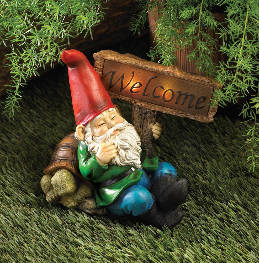 Welcome Gnome Solar Statue - UNQFurniture